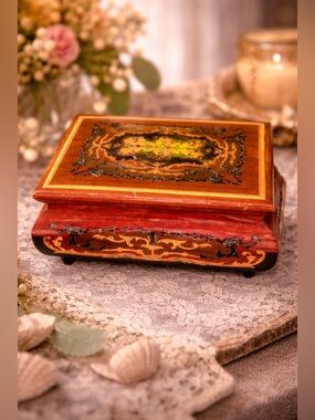 MADE IN ITALY Vintage Intricate Wooden Jewelry Music Box Isle of Capri Tune